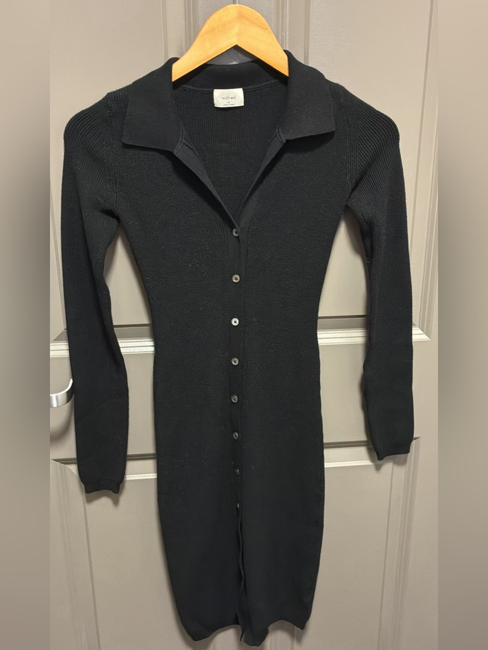 Wilfred Black Long Sleeve Button-Front Knit Dress